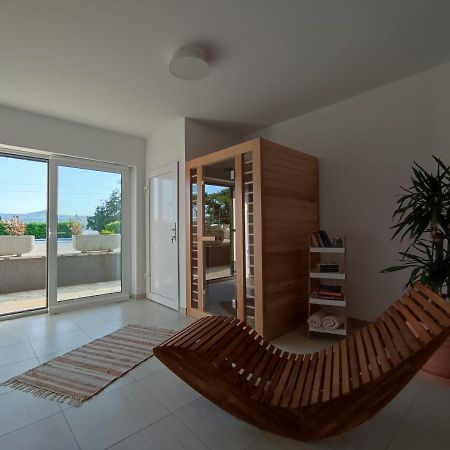 Holiday Home Cherry Tree Žrnovnica Esterno foto